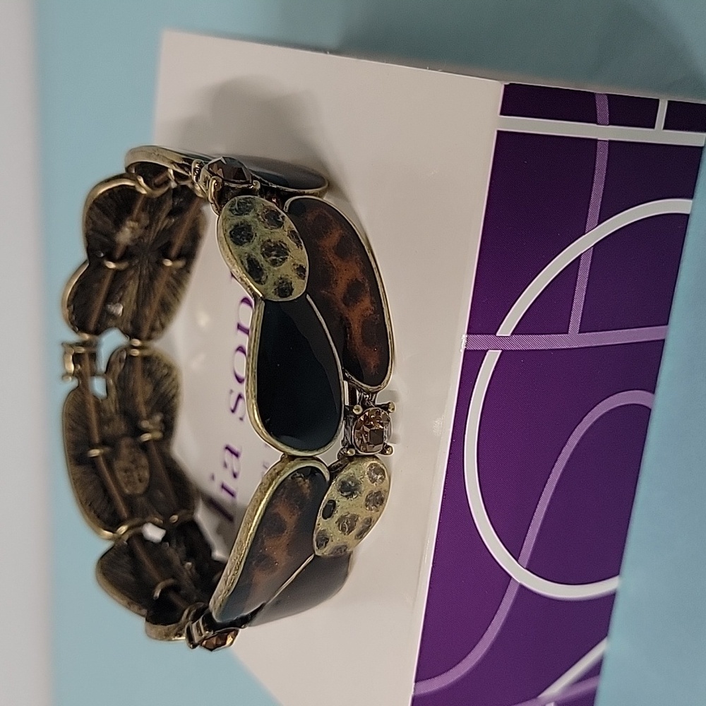 Lia Sophia “Wild Thing” Gold Tone Cheetah Print & Cut Crystals Stretch B… - Picture 1 of 9